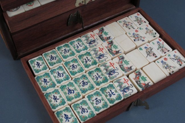 Jumbo Asian Ivory Mahjong Tiles in a Wood Box